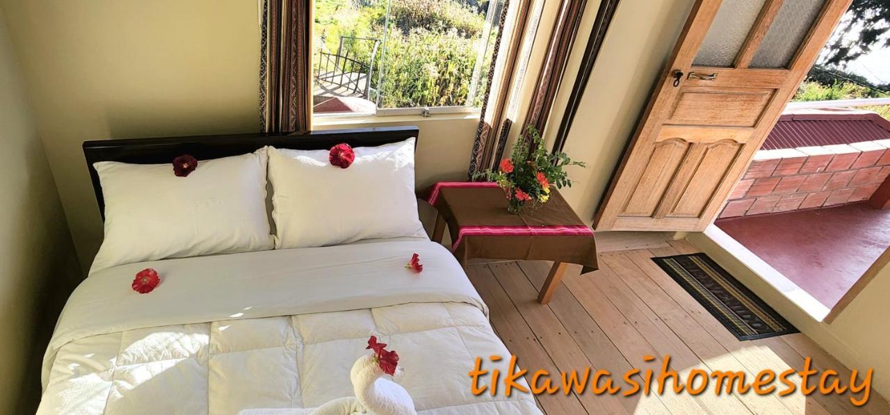 Tikawasi Homestay Comunidad Pueblo Isla Amantani Jose Luis Ocosuyo エクステリア 写真