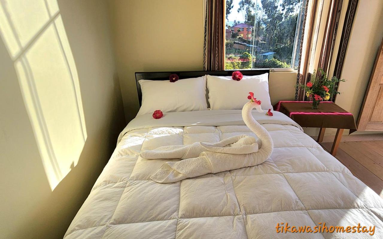 Tikawasi Homestay Comunidad Pueblo Isla Amantani Jose Luis Ocosuyo エクステリア 写真